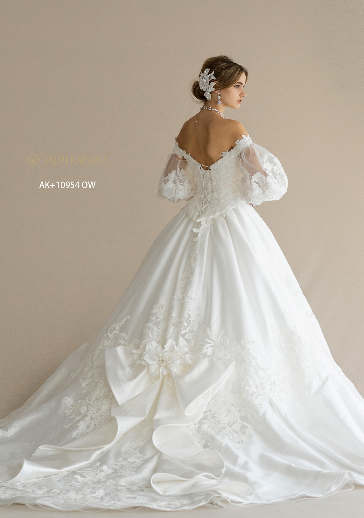 静岡市・富士市・沼津市のドレス専門店フィーノのウエディングドレス、桂由美AK-10954の画像４