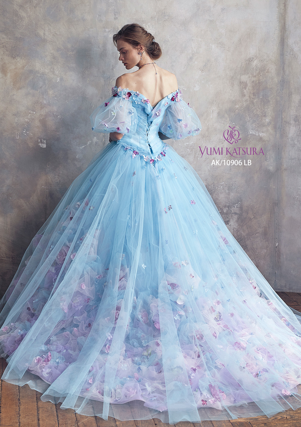静岡市・富士市・沼津市のドレス専門店フィーノのカラードレス、桂由美AK-10906BLの画像３