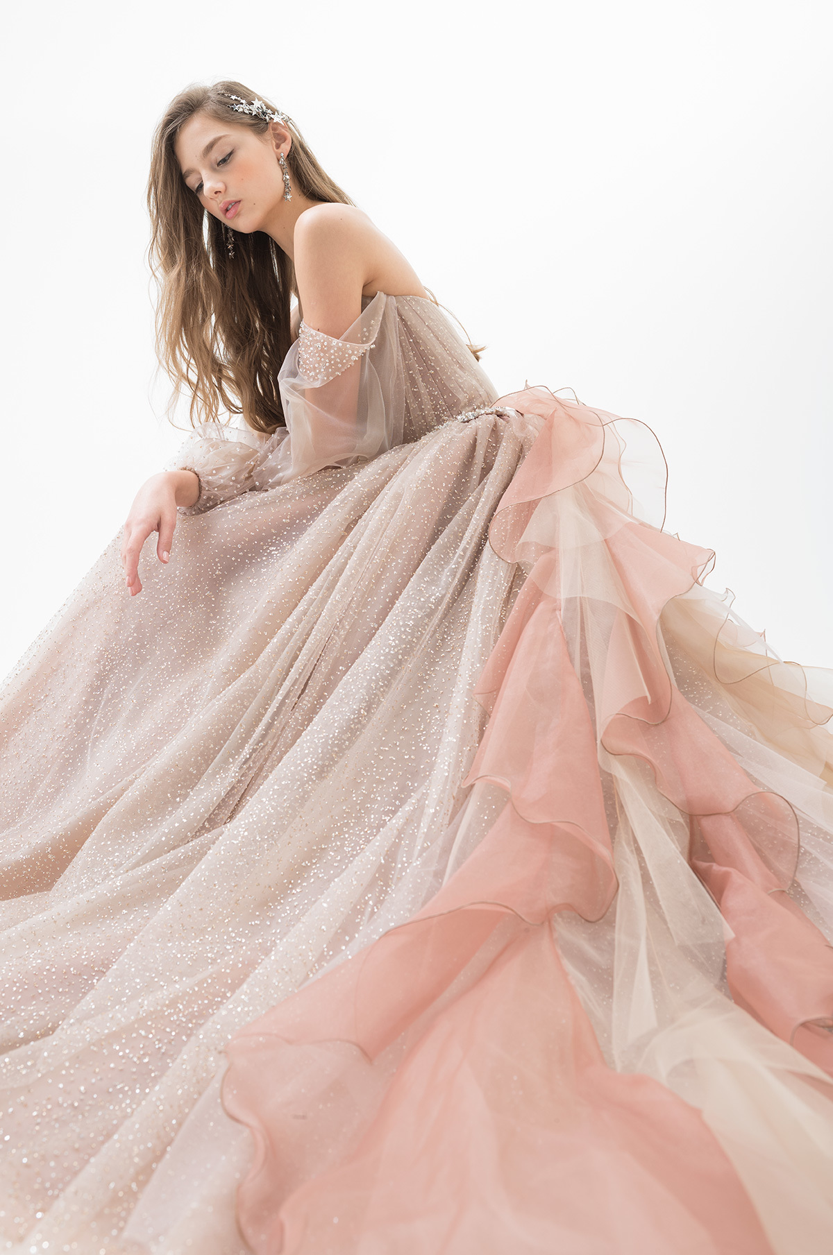 静岡市・富士市・沼津市のドレス専門店フィーノのカラードレス、イサムモリタPI-05BRの画像３