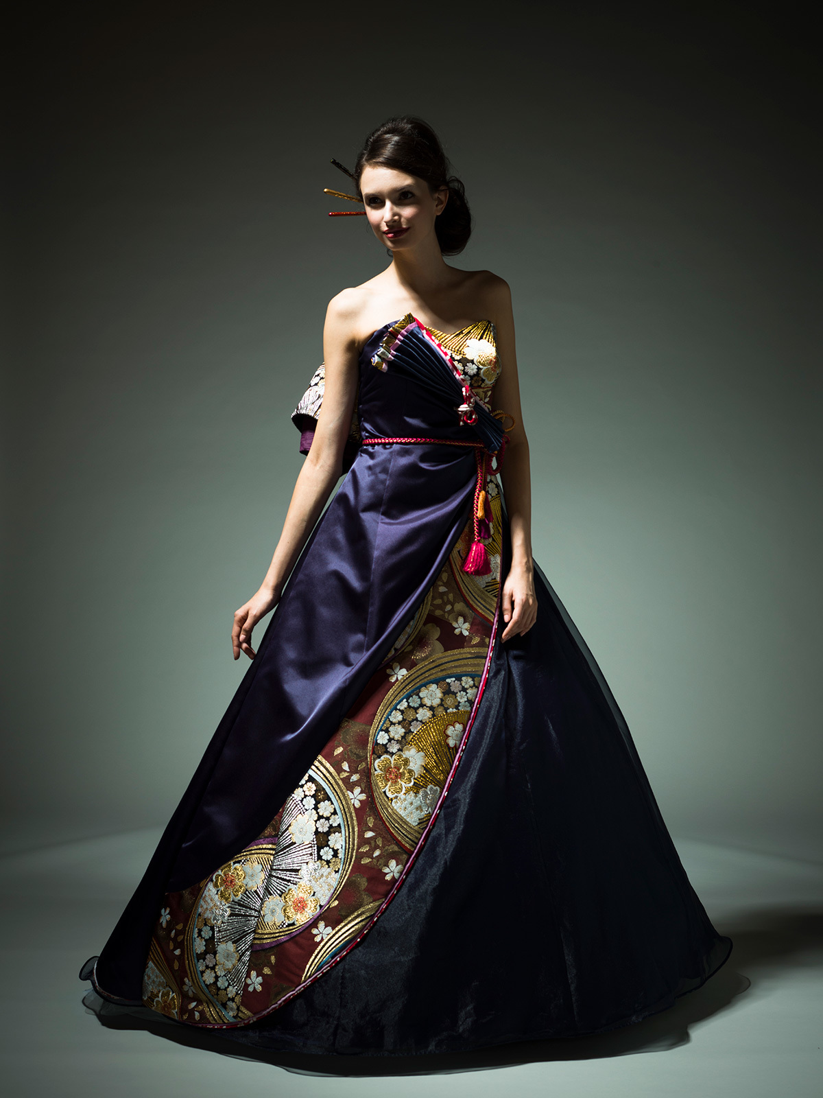 静岡市・富士市・沼津市のドレス専門店フィーノのカラードレス、ATSUのATSU-001（ジャスパ）の画像２