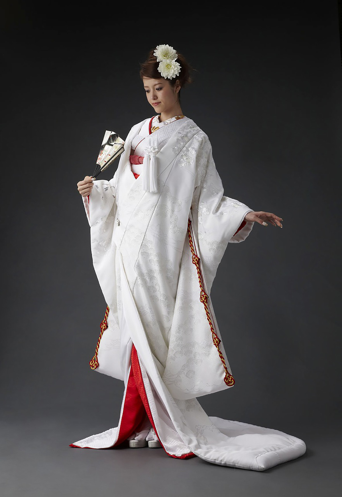 静岡市・富士市・沼津市のドレス専門店フィーノの和装、お祓いの無垢WA-633（聖峰珀）の画像２