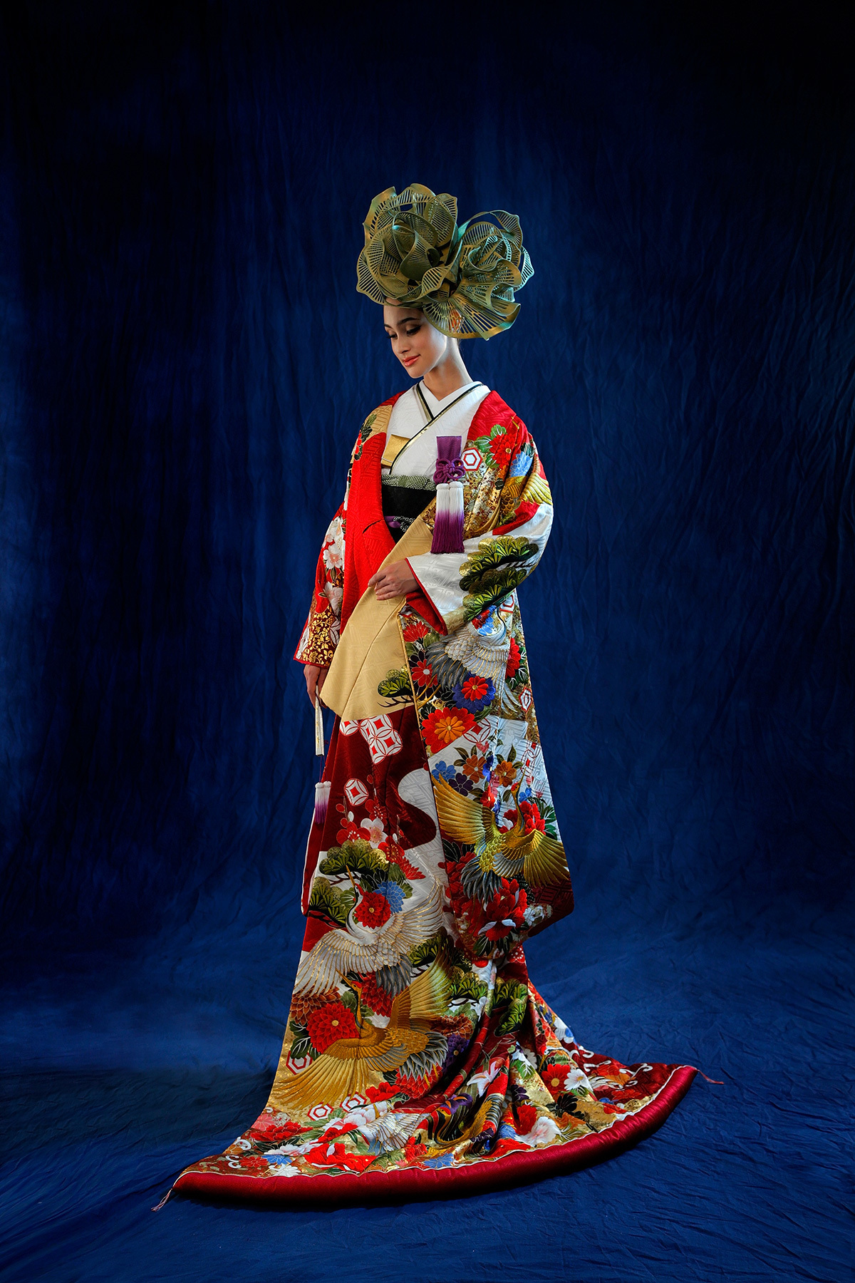 静岡市・富士市・沼津市のドレス専門店フィーノの和装、桂由美CA-5708（本金刺繍慶長舞鶴）の画像１