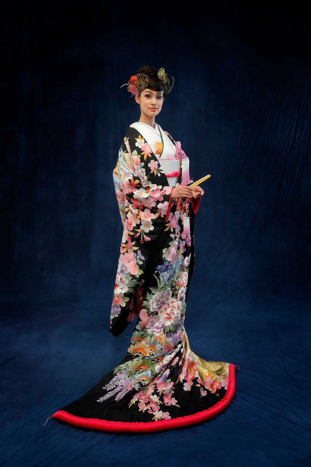 静岡市・富士市・沼津市のドレス専門店フィーノの和装、桂由美CA5709（天桜花集）の画像２