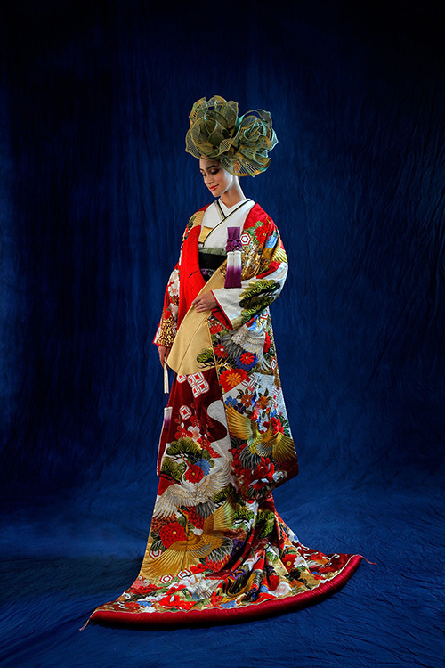 静岡市・富士市・沼津市のドレス専門店フィーノの和装、色打掛CA-5708（本金刺繍慶長舞鶴）の画像