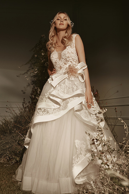 静岡市・富士市・沼津市のドレス専門店フィーノのウエディングドレス、グランマニエGM-013(PETUNIA)の画像
