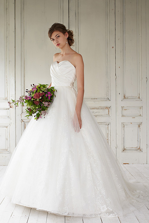 静岡市・富士市・沼津市のドレス専門店フィーノのウエディングドレス、FINO LUXE(フィーノリュクス)FL-38