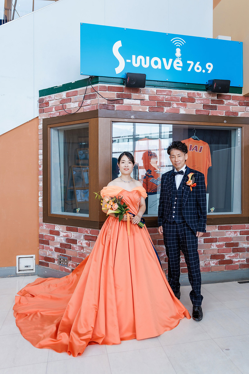 静岡市・富士市・沼津市のドレス専門店フィーノのエスパルスTHE SIX stadiumの新郎新婦の卒花ボイス239